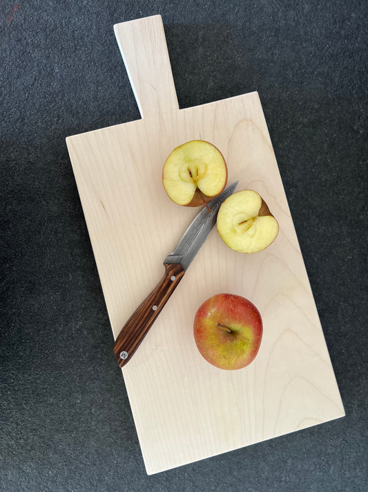 Schneidebrett schlicht schräg